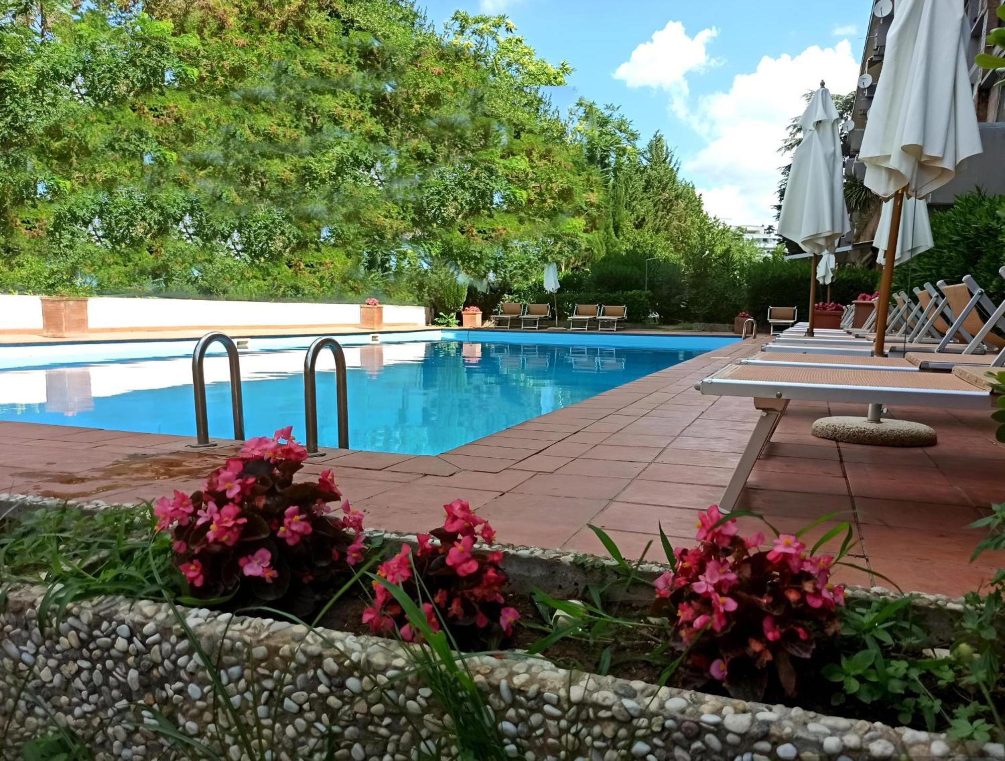 רומא Aurelia Antica Terrace Apt Free Pool And Parking מראה חיצוני תמונה